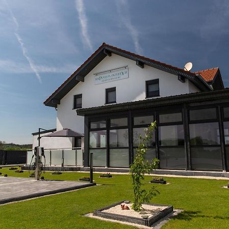 Seepension Ostertach - Am Leitgeringer See Титмонинг Экстерьер фото